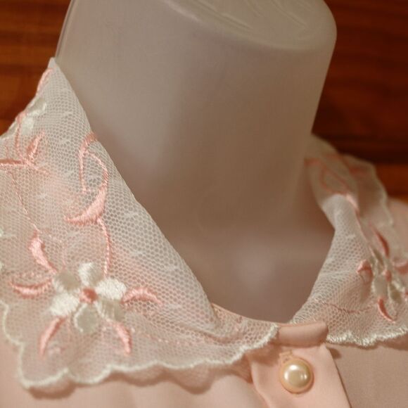 Ann Chabrol Light Pink Lace Collar Vintage Button Up Pearl Detail Shirt NOS 18 - Picture 7 of 16
